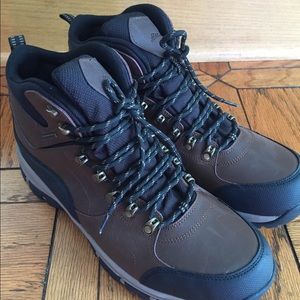 Eddie Bauer “Brad” winter boots